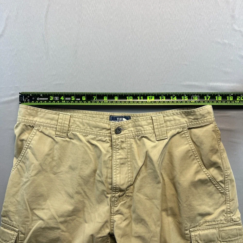 The North Face Cargo Shorts Mens 38 Beige Mid Rise Utility Pocket Hiking Outdoor